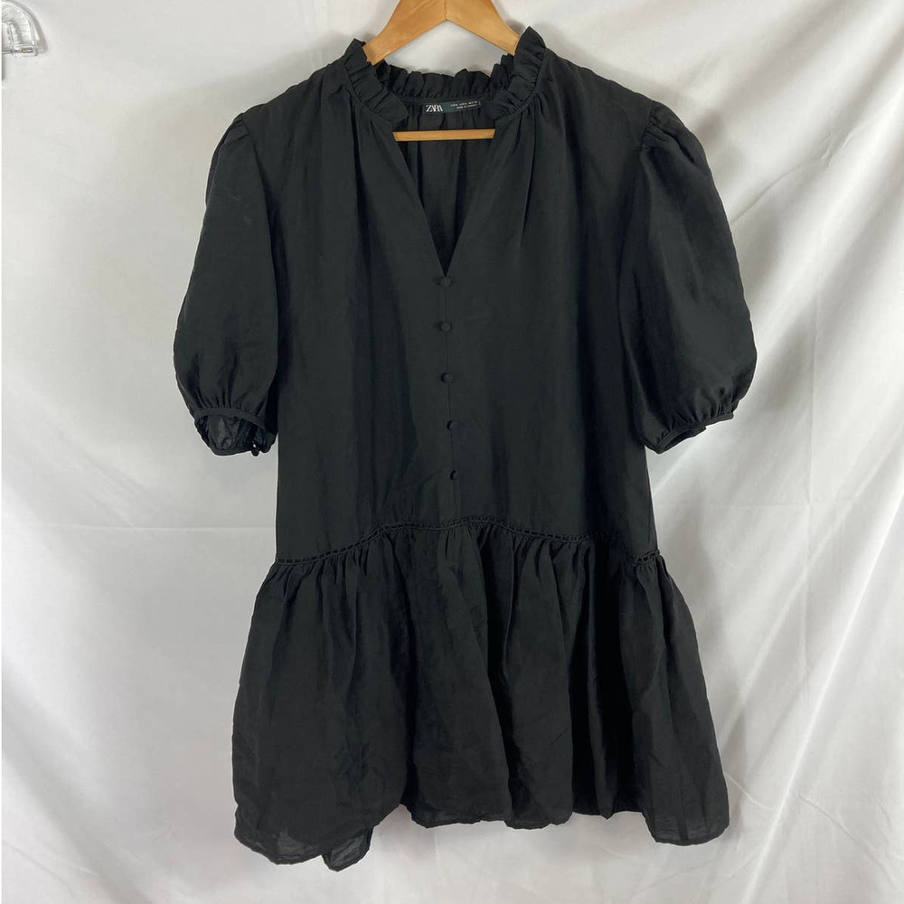 Zara Puff Sleeve Ruffle Bottom Dress size medium